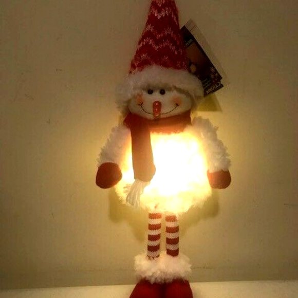 20 inch Lighted Fabric Standing Snowman- B/O with Timer - Picture 4 of 4